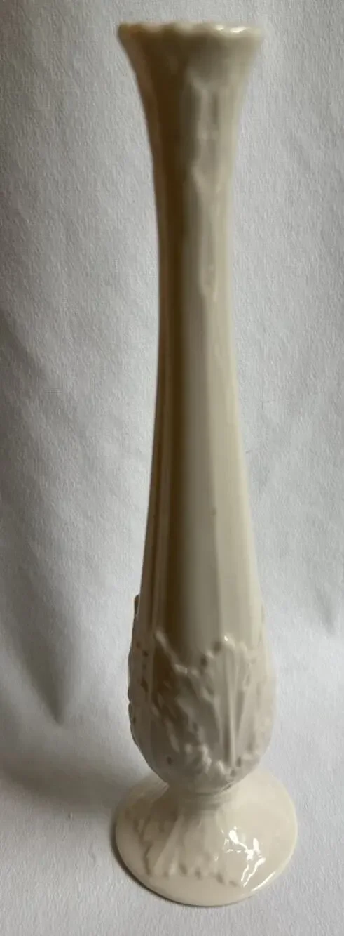 Lenox Woodland Pattern Cream Leaf Embossed Slender Tall Bud Vase Gold Mark